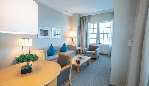 Suite, 1 Bedroom, Balcony, Oceanfront (Dining)