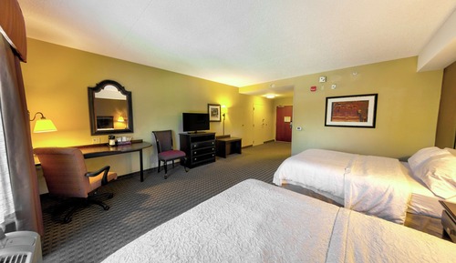 Room, 2 Queen Beds, Accessible, Non Smoking