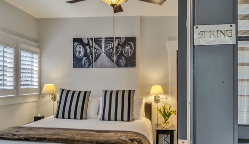 Luxury Room, 1 King Bed, Patio (Spring)