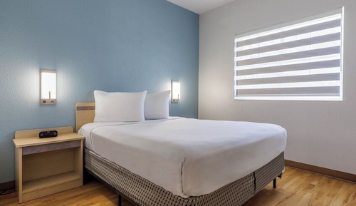 Standard Room, 1 Queen Bed, Non Smoking