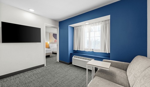 Suite, 2 Queen Beds, Accessible (Hearing)