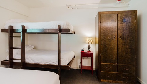 Alpine Double with 1 Set of Bunk Beds