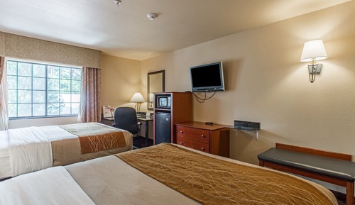 Standard Room, 2 Queen Beds, Non Smoking
