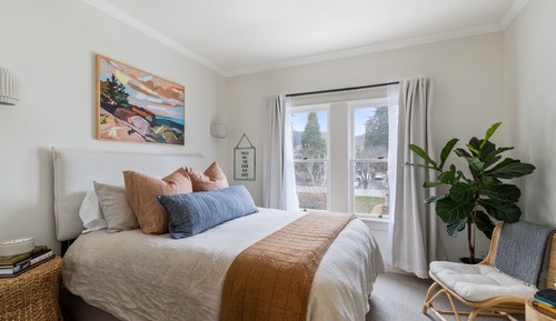 Standard Queen (dog-friendly:2 dog MAX)