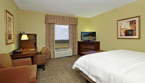 Standard Room, 1 King Bed