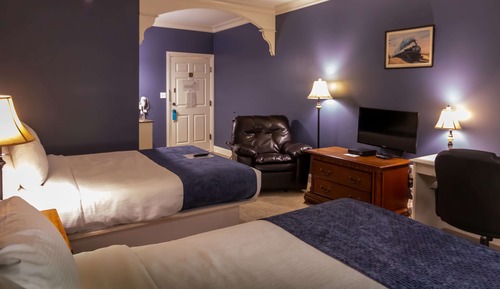 Signature Double Room, 2 Queen Beds, Refrigerator & Microwave, Ground Floor