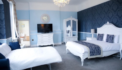 Superior Family Room