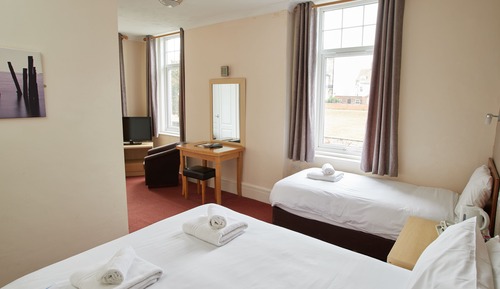 Classic Room (King + Single)