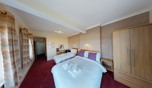 Classic Room, Sea View (King + Single)