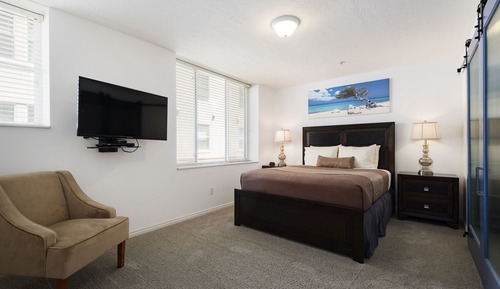 Deluxe Condo, 1 Bedroom