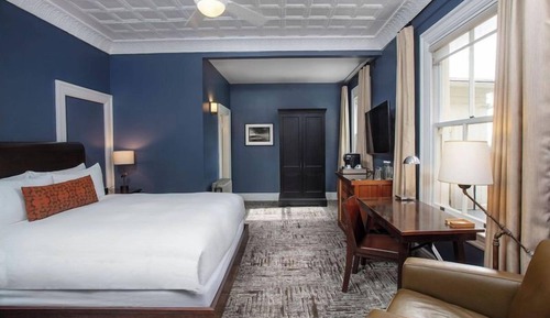 Standard Room,1 King Bed (Historic ADA)