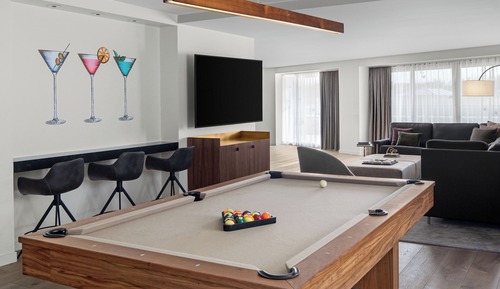 Suite, 1 Bedroom, Balcony (View)