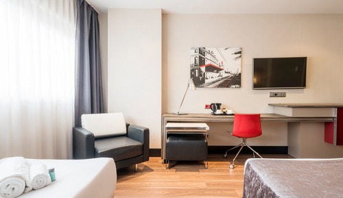 Triple Room
