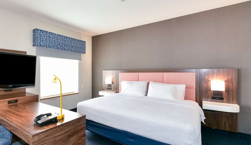 One King Bed, Non-Smoking, Accessible