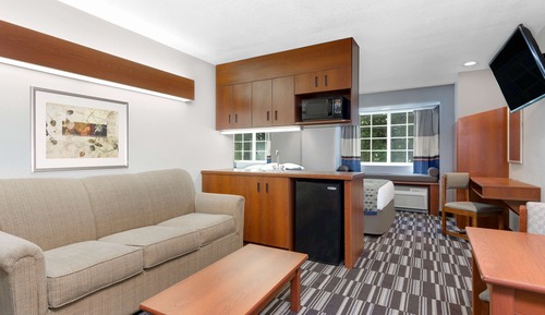 Studio Suite, 1 Queen Bed, Non Smoking