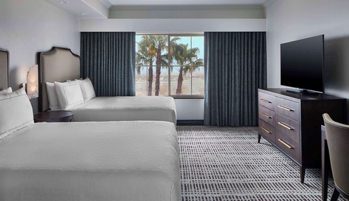 Suite, Multiple Beds