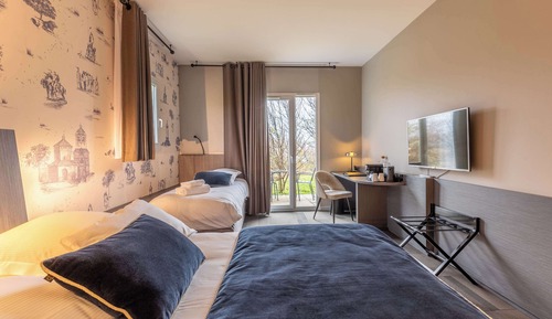 Family Room, Multiple Beds