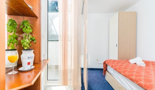 Premium Apartment