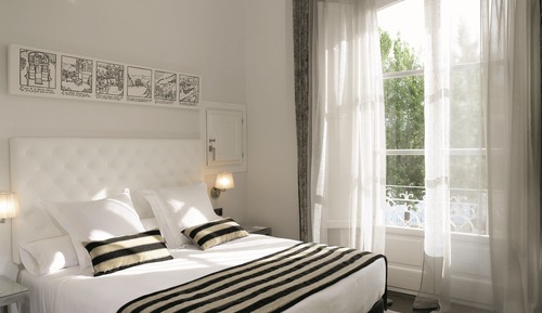 Classical Room