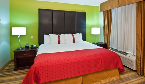 Standard Room, 1 King Bed, Smoking