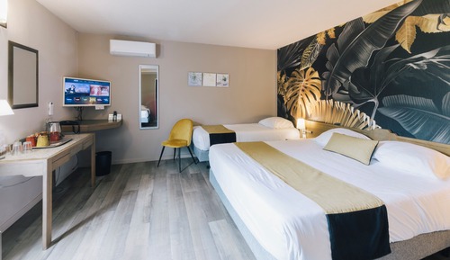 Family Quadruple Room, Non Smoking, Private Bathroom