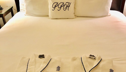 Front Side Balcony Suite, 1 King