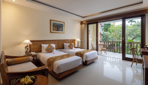 Superior Room, Balcony, Pool View