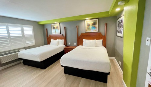 Deluxe Room, 2 Queen Beds