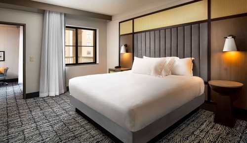 King Corner Suite, Limited View