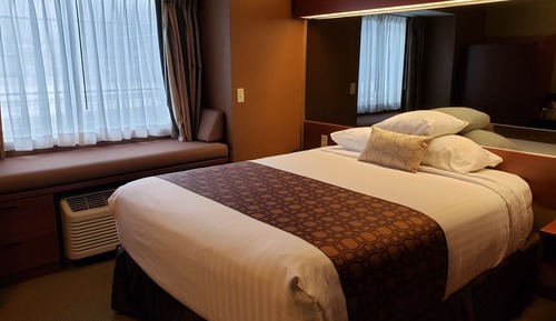 Suite, 1 Queen Bed, Accessible, Non Smoking