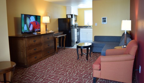 Deluxe Suite 2 King Beds Kitchenette No Pets