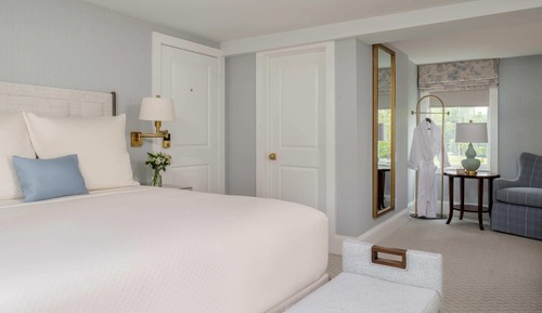 Deluxe Room, 1 Queen Bed