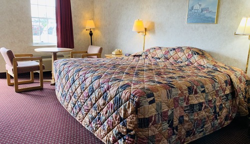 Standard Room, 1 King Bed, Non Smoking