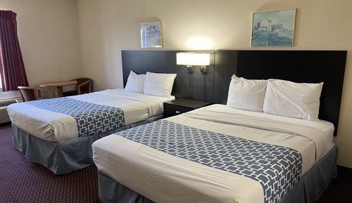 Standard Room, 2 Queen Beds, Non Smoking