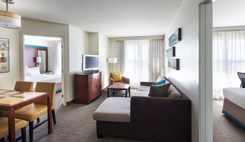 Suite, 2 Bedrooms (Hearing Accessible)