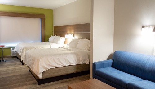 Suite, Multiple Beds