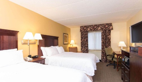 Room, 2 Queen Beds, Accessible, Non Smoking