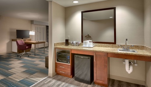 Studio, 1 King Bed, Accessible, Non Smoking