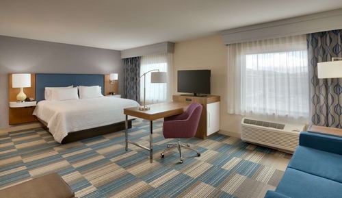 One king studio ste nonsmoking