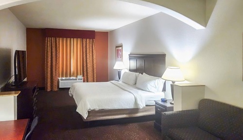 Suite, 1 King Bed, Non Smoking