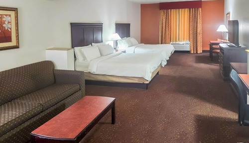 Suite, 2 Queen Beds, Accessible, Non Smoking
