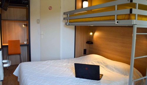 Standard Room, Multiple Beds (1 Double and 1 Single bed)