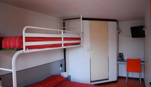 Standard Room, Multiple Beds (1 Double and 1 Single bed)