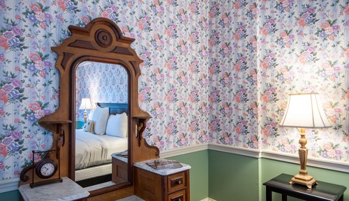 Room 9