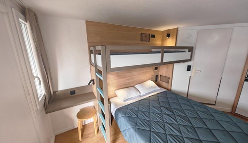 Standard Room, Multiple Beds (1 Double and 1 Single bed)