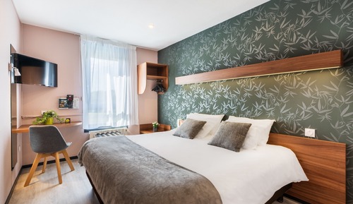 Superior Garden Room