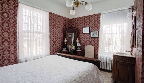 Classic Room, 1 Queen Bed (no Jacuzzi)