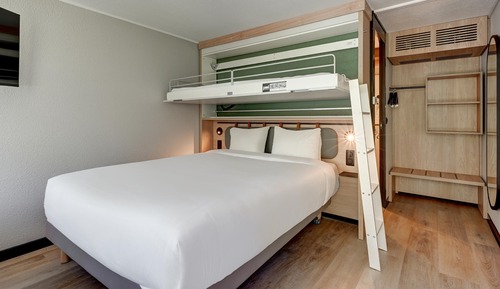 Standard Room, Multiple Beds