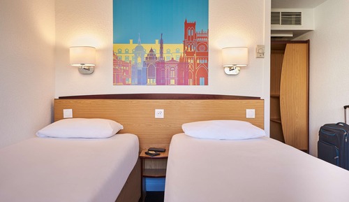 Standard Room, 2 Twin Beds