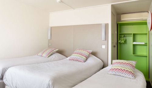 Standard Room, 2 Twin Beds (Junior Bed up to 10 years)